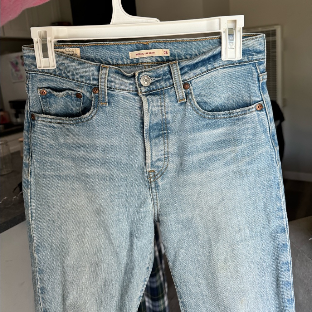 Levi’s Wedgie Straight